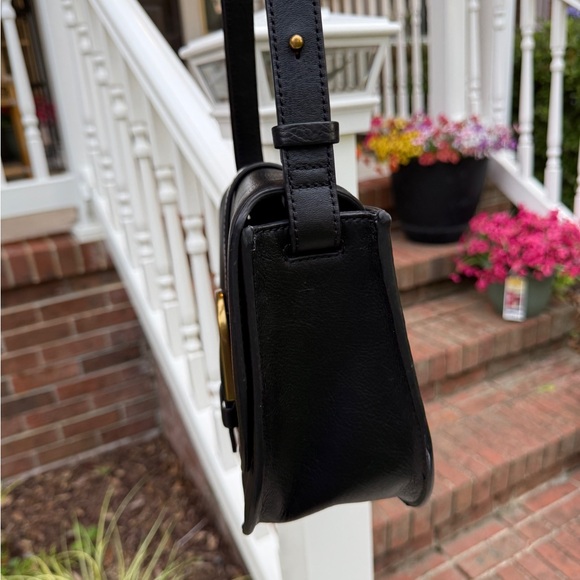 Fossil Wiley Saddle Black Leather Flap Shoulder Handbag - Picture 6 of 10
